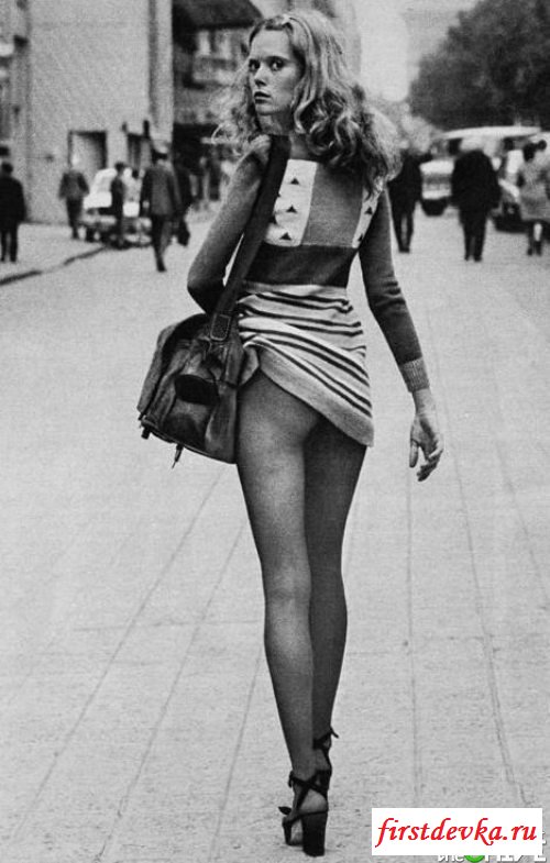 Очаровательные женские попки (34 фото)