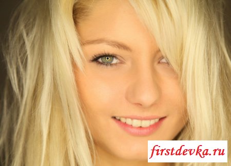 Стриптиз в спальне