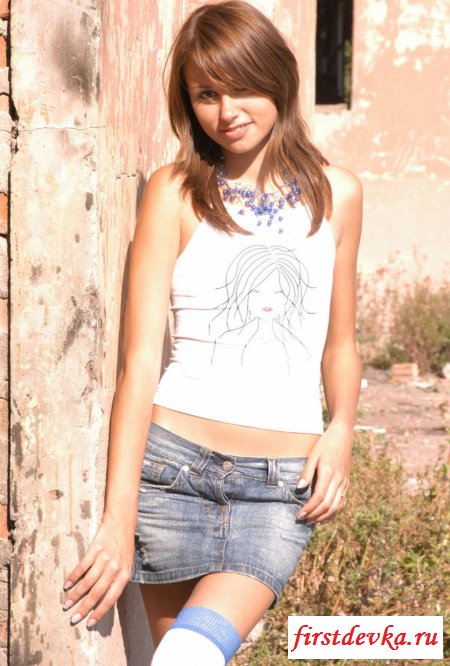 Очаровательная студенточка