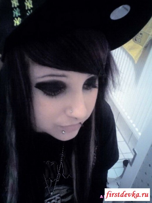 Подборка эмо девочек (31 фотография)