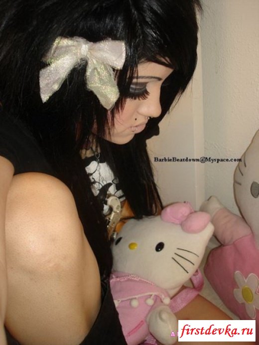 Подборка эмо девочек (31 фотография)