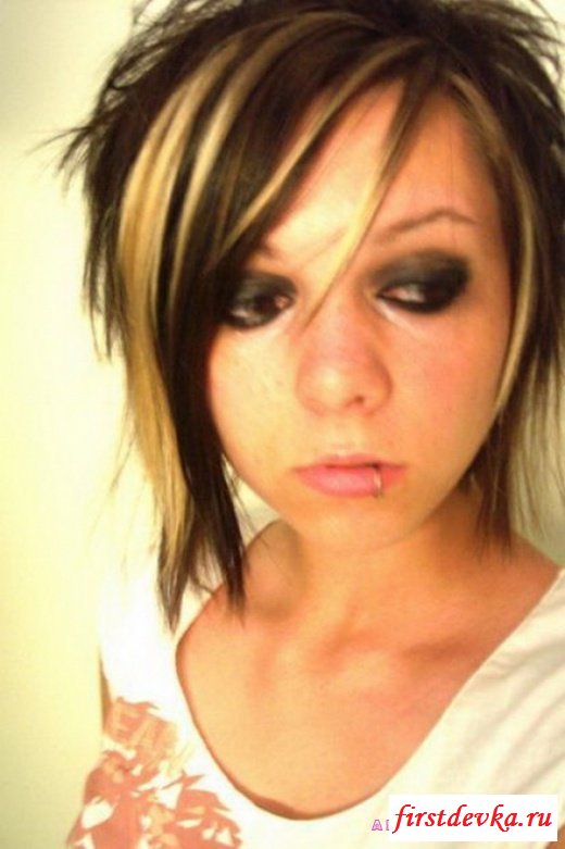 Подборка эмо девочек (31 фотография)