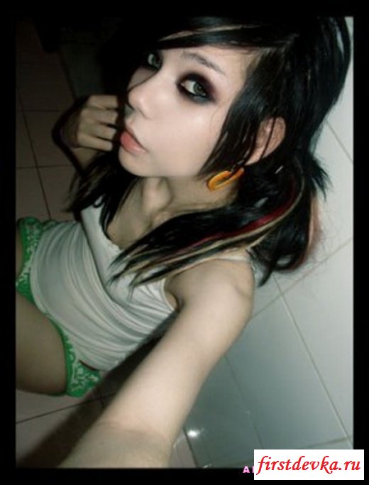 Подборка эмо девочек (31 фотография)