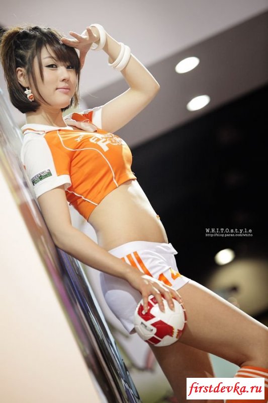 Гандболистка из Японии (21 фотография)