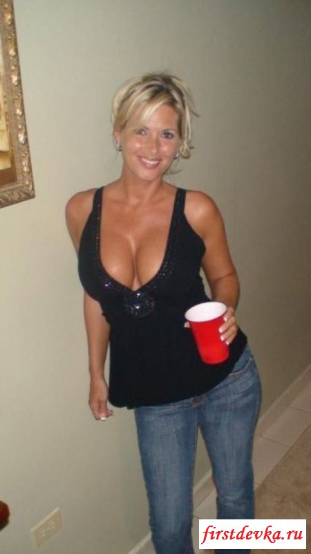 Девушки показываю себя (31 фотография)