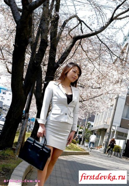 Подборка сексуальных девушек секретарей (22 фотографии)