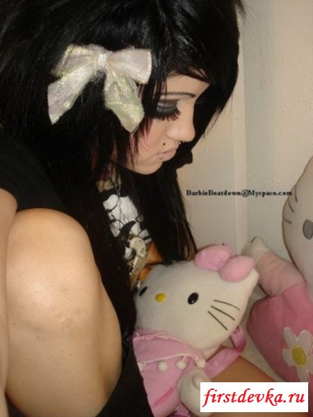 Подборка различных эмо девушек (31 фотография)