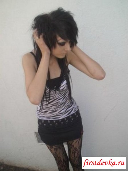 Подборка различных эмо девушек (31 фотография)
