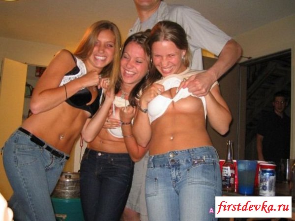 Частное фото девушек с большими сиськами (32 фотографии)