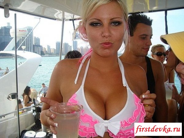 Частное фото девушек с большими сиськами (32 фотографии)