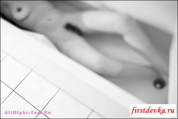 Эротические фотографии одного профессионала (36 фотографий)