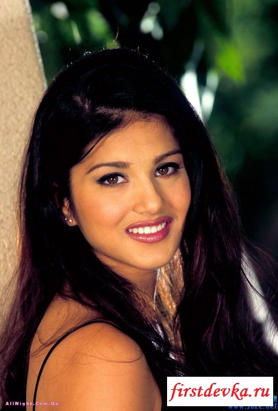 Любительская подборка пляжных девушек (24 фотографии)