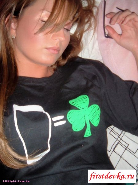 Фотографии спящих сексуальных девушек (72 фотографии)