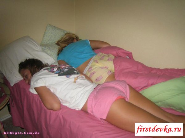 Фотографии спящих сексуальных девушек (72 фотографии)