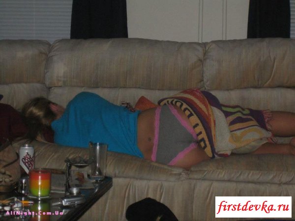 Фотографии спящих сексуальных девушек (72 фотографии)