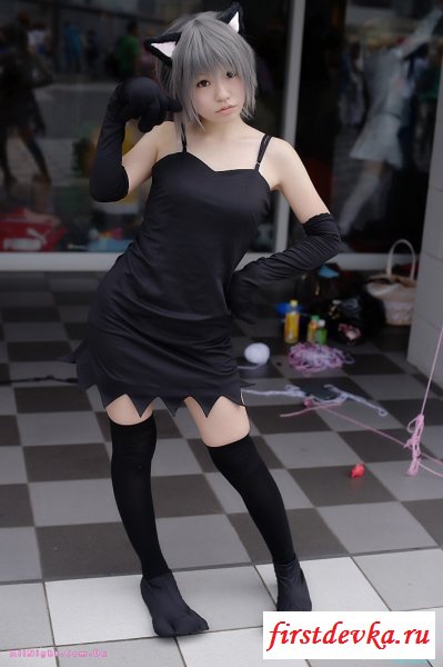 Японские девушки в костюмах (52 фотографии)