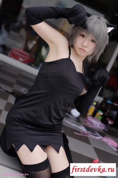 Японские девушки в костюмах (52 фотографии)