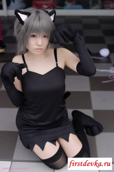 Японские девушки в костюмах (52 фотографии)