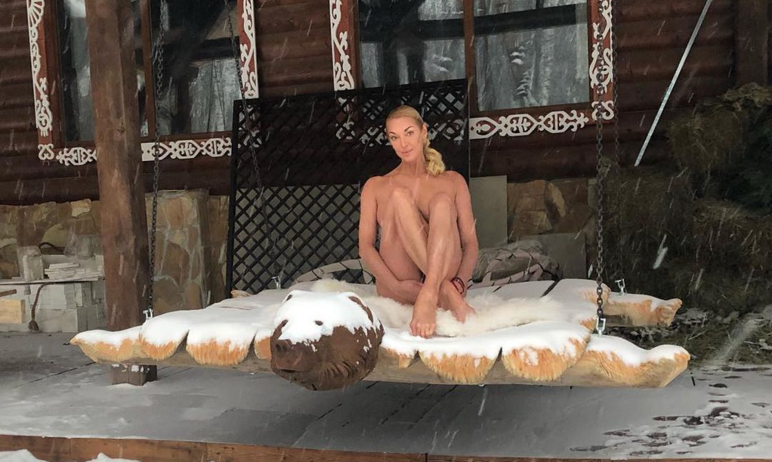 Анастасия Волочкова ню