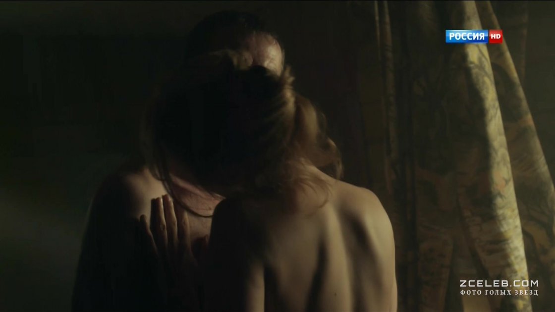 Виктория Исакова грудь