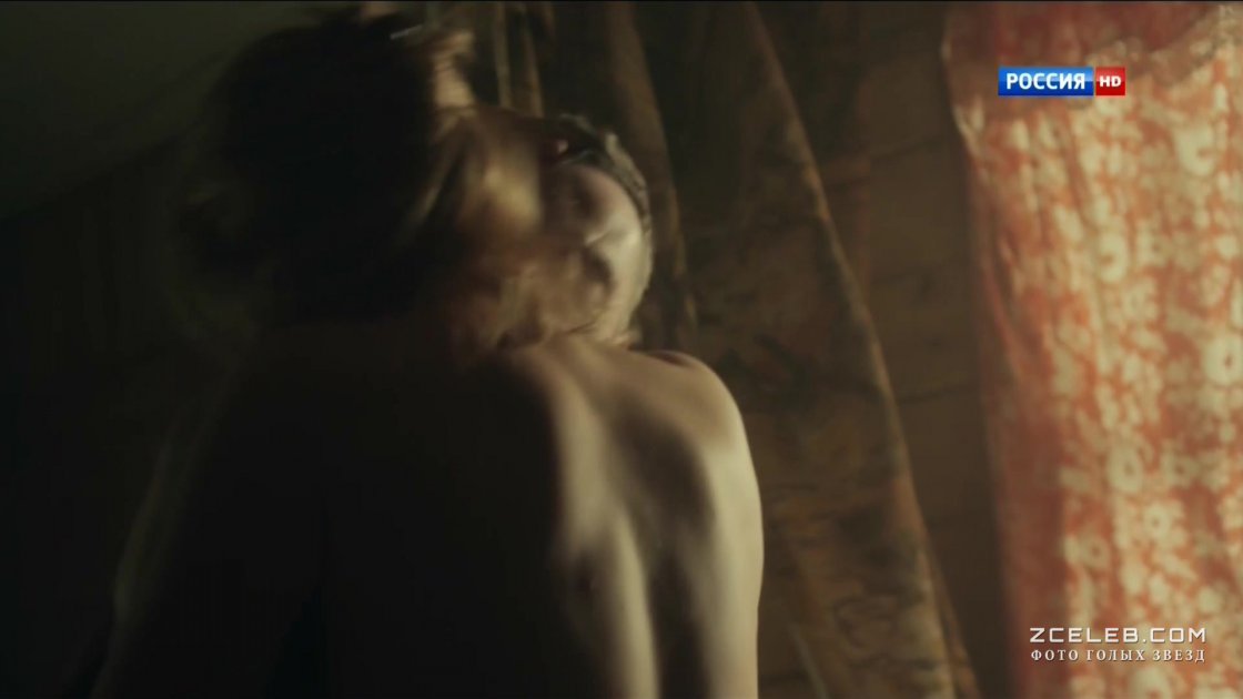 Виктория Исакова грудь