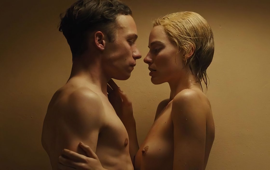 Голая Марго Робби (Margot Robbie)