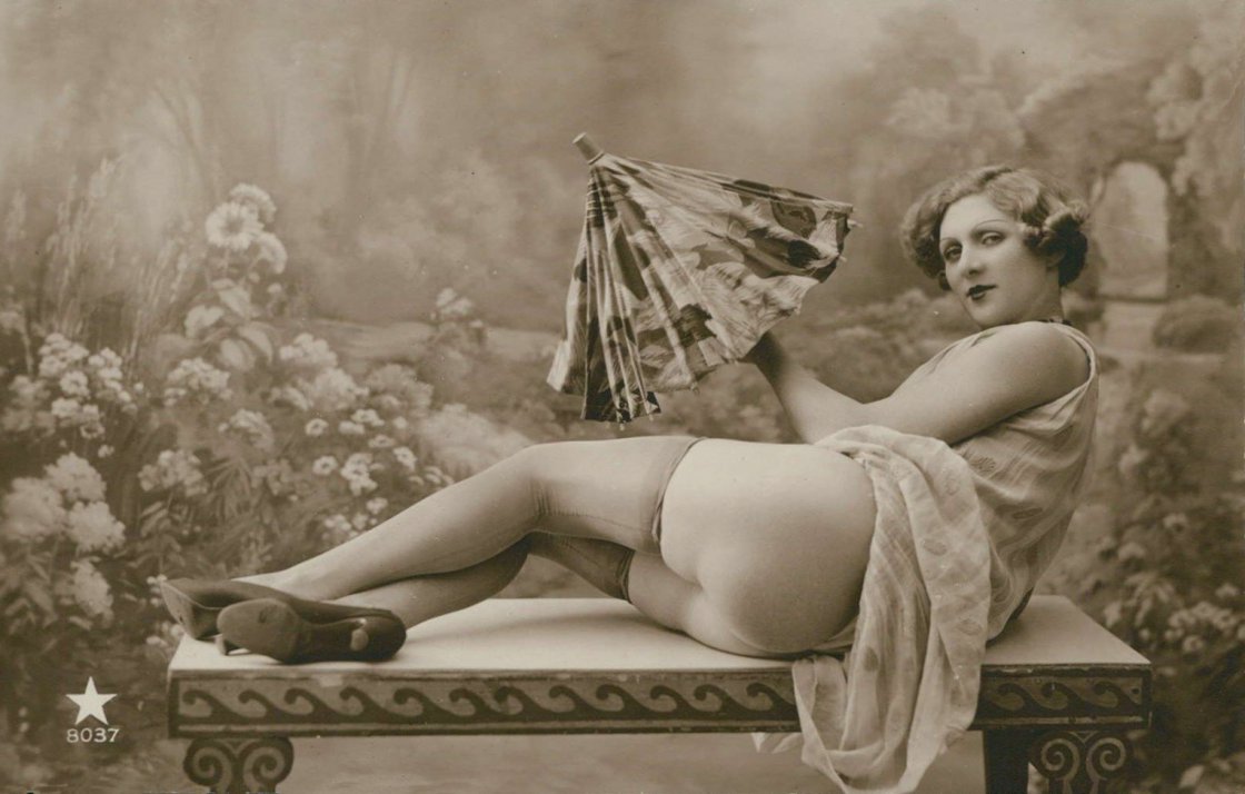 Голые итальянские женщины