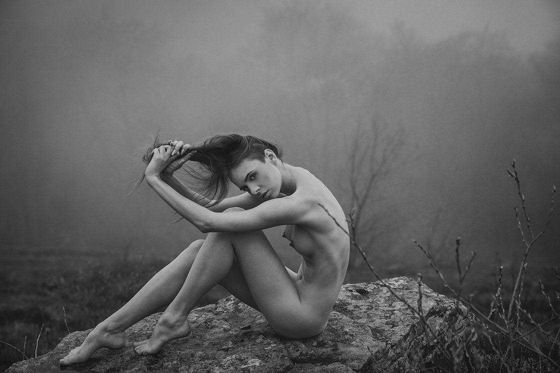 Молодые девушки в стиле ню