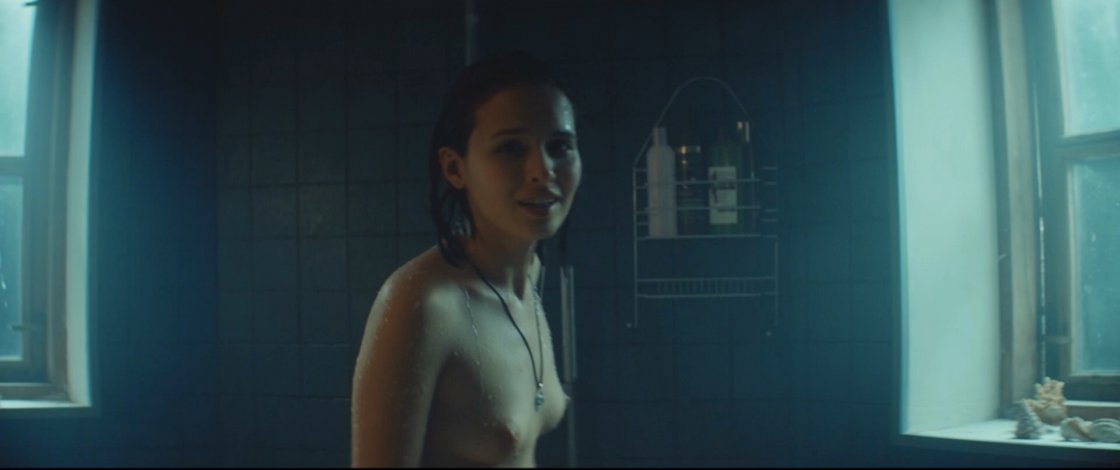 Любовь Аксенова постельные сцены