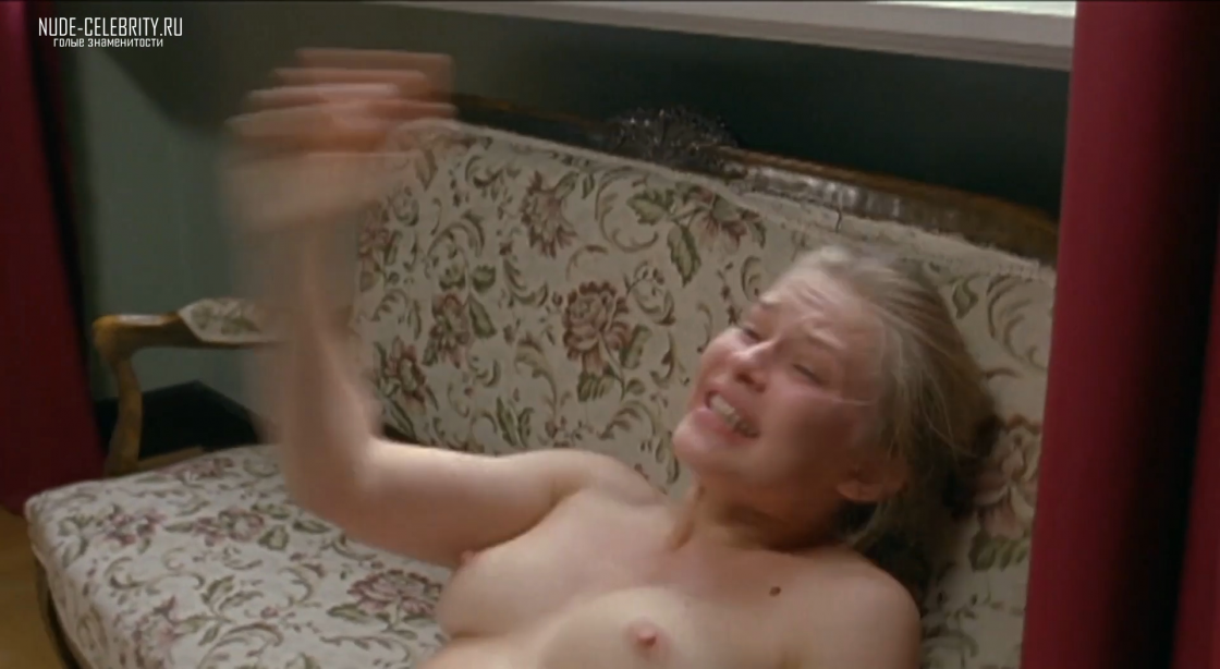 Актриса Юлия Пересильд ню