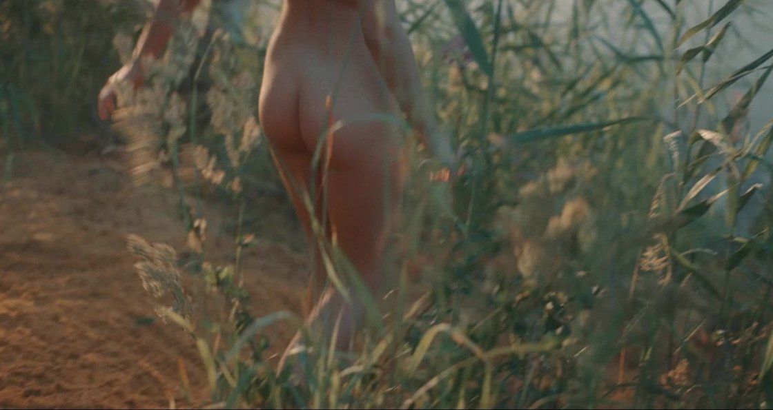 Аглая Тарасова эротические кадры