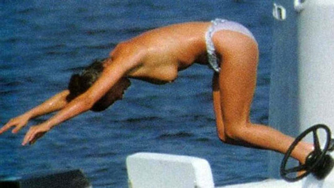 Кэтрин Зета-Джонс попка