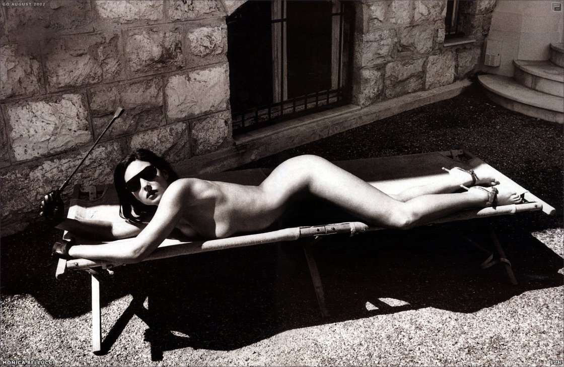 Helmut Newton Monica Bellucci