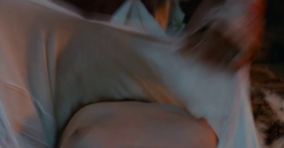 Александра Бортич постельная сцена ню