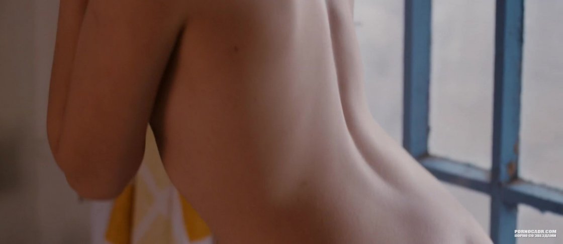 Александра Бортич сиськи