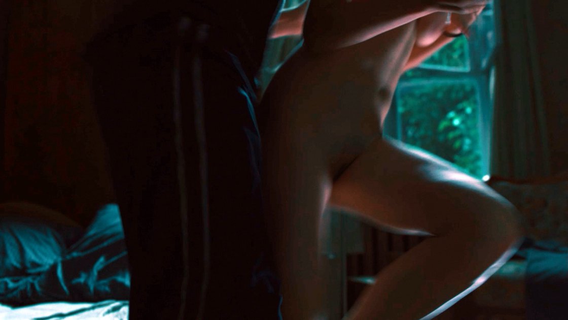 Дарья Мельникова голая в фильме стальная бабочка