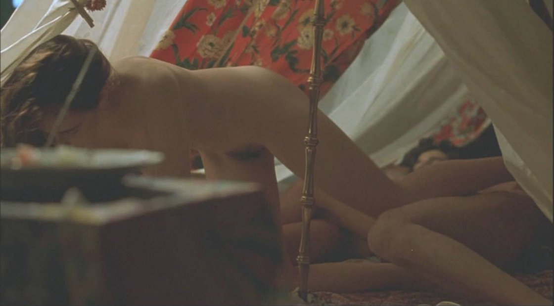 Ева Грин голая попа в фильмах