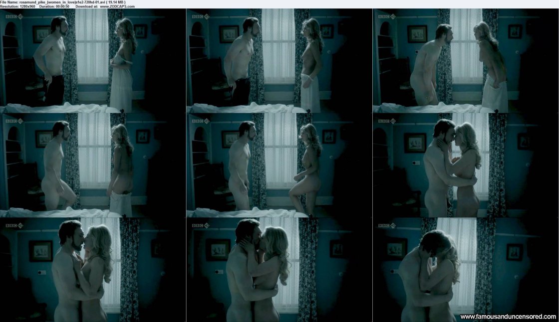 Розамунд Пайк Исчезнувшая голая